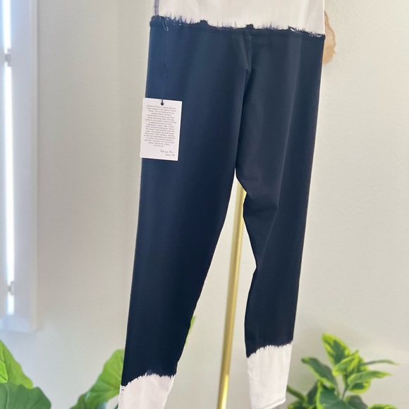 Electric&Rose - Picture 10 of 10